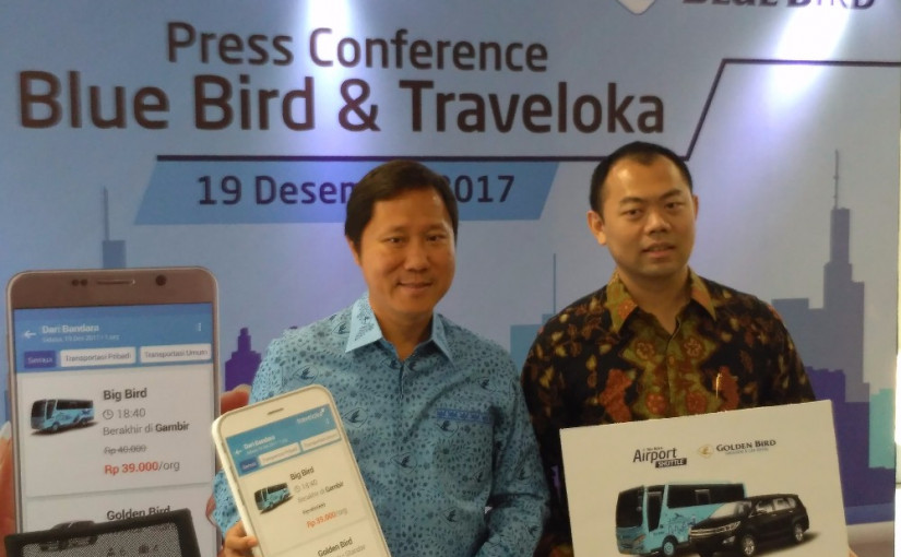 (Ki-Ka) Direktur Blue Bird Sigit Djokosoetono dan CEO Transport Traveloka Caesar Indra / DailySocial