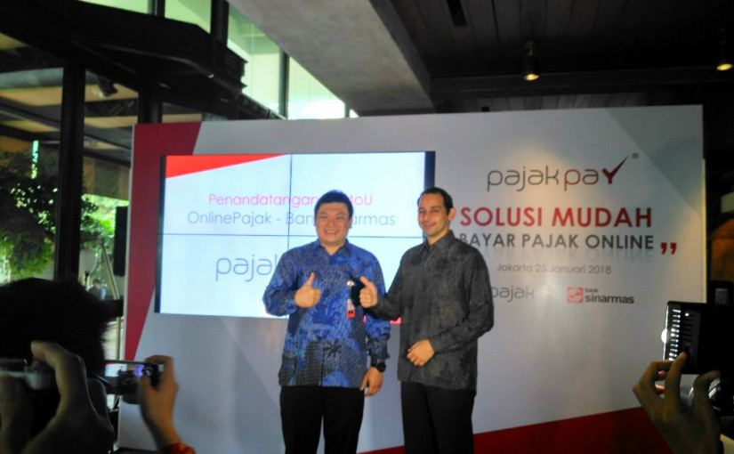 Direktur Utama Bank Sinarmas Frenky Tirtowijoyo dan Charles Guinot dari OnlinePajak / DailySocial