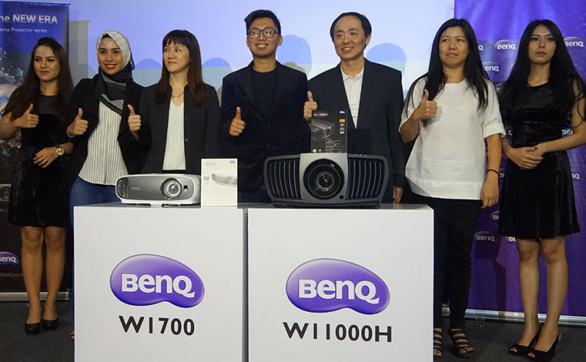 benq-cinehome-w1700-dan-cinepro-w11000h-proyektor-4k-uhd-hdr-kelas-bioskop-untuk-rumahan