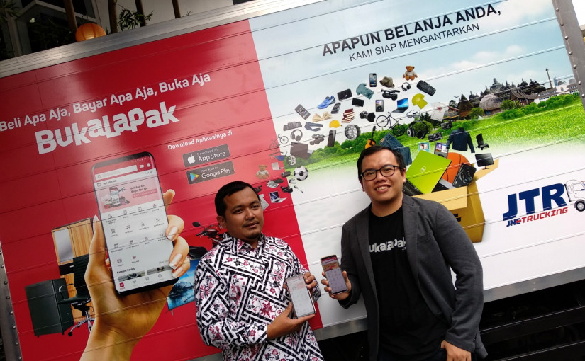 Vice President of Marketing JNE Eri Palgunadi dan Co-Founder dan CFO Bukalapak / DailySocial