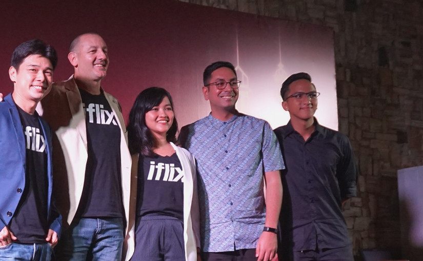 (ki-ka) Jason Monteiro - Commercial Director, iflix; Matthew Collier - Country Manager, iflix Indonesia; Tiara Sugiyono - Head of Marketing, iflix Indonesia; Reza Servia - Creative Producer, Starvision Plus; Ge Pamungkas - Aktor/Pelawak, Susah Sinyal / DailySocial