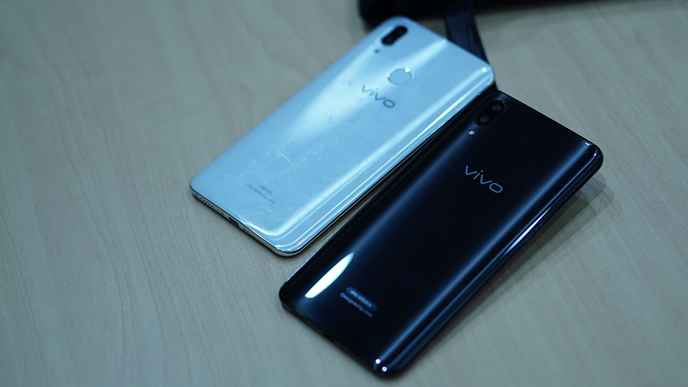 Hands-on-Vivo-X21-UD-2