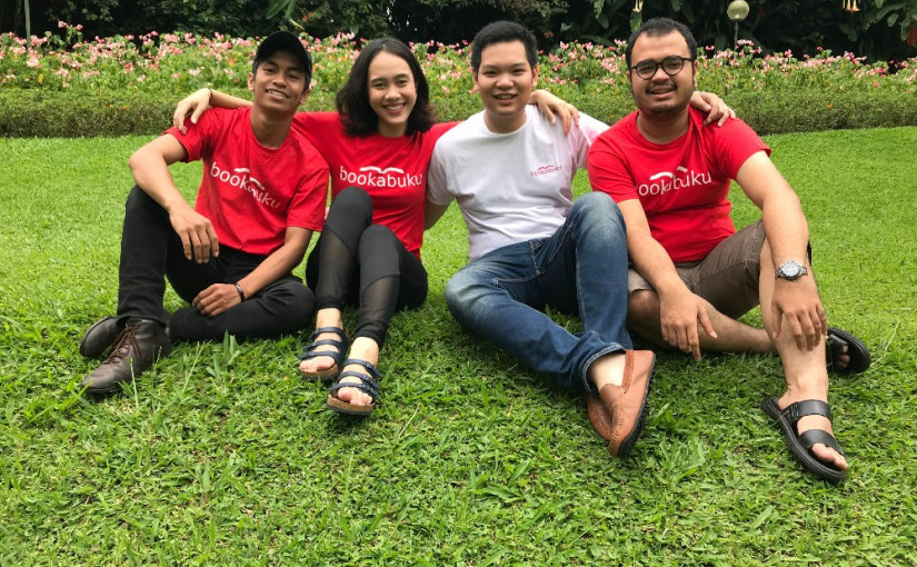 (kiri ke kanan) Thomas Djara (COO), Rani Siti Khodijah (CBDO), Givari Rizky (CEO), Rayhan Yuzar (CTO) / Bookabuku