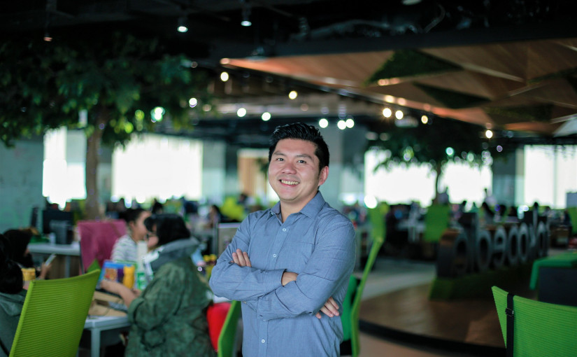 Berdiskusi bagaimana tim Engineering Tokopedia menghadirkan setiap inovasi baru untuk memudahkan orang Indonesia lewat produk digital dan fintech