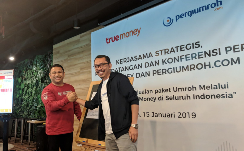 TrueMoney bekerja sama dengan marketplace Pergiumroh untuk penjualan paket perjalanan umroh lewat 16 ribu agen toko TrueMoney yang tersebar di Indonesia