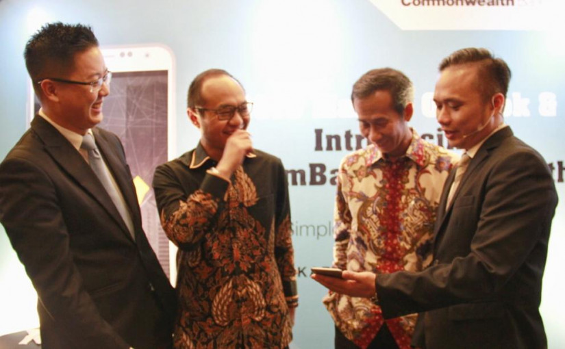 Bank Commonwealth Indonesia meluncurkan aplikasi manajemen investasi Commbank Smartwealth untuk nasabah prioritas yang dilengkapi fitur robo advisory