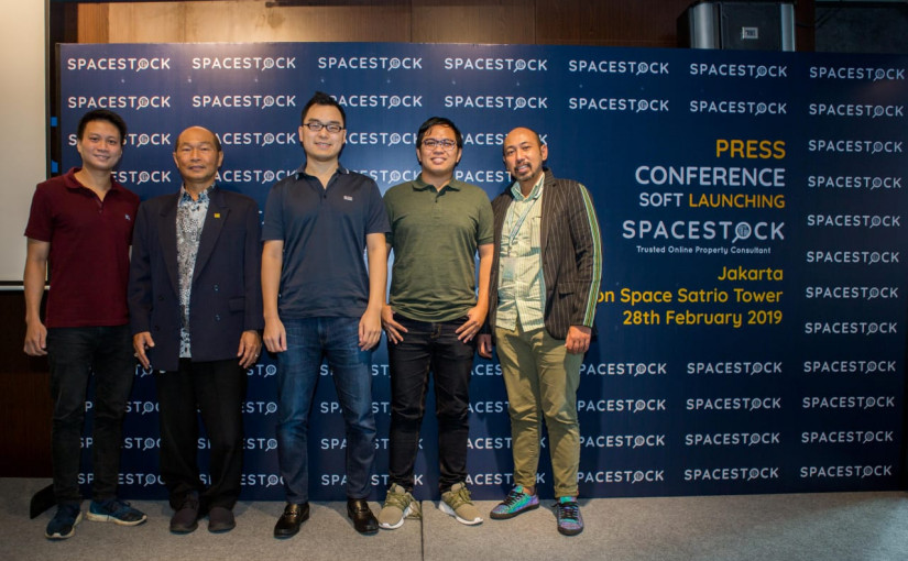 Layanan Properti SpaceStock