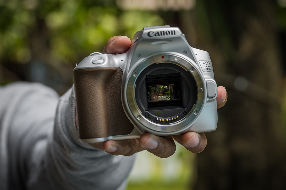 Review-Canon-EOS-200D-II