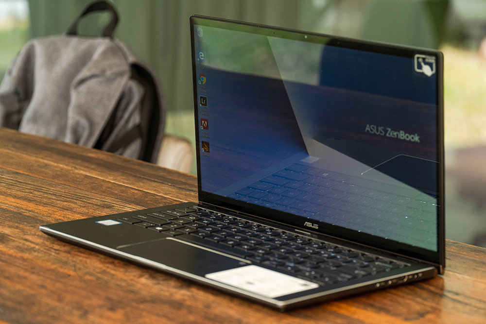 Review-ASUS-ZenBook-Flip