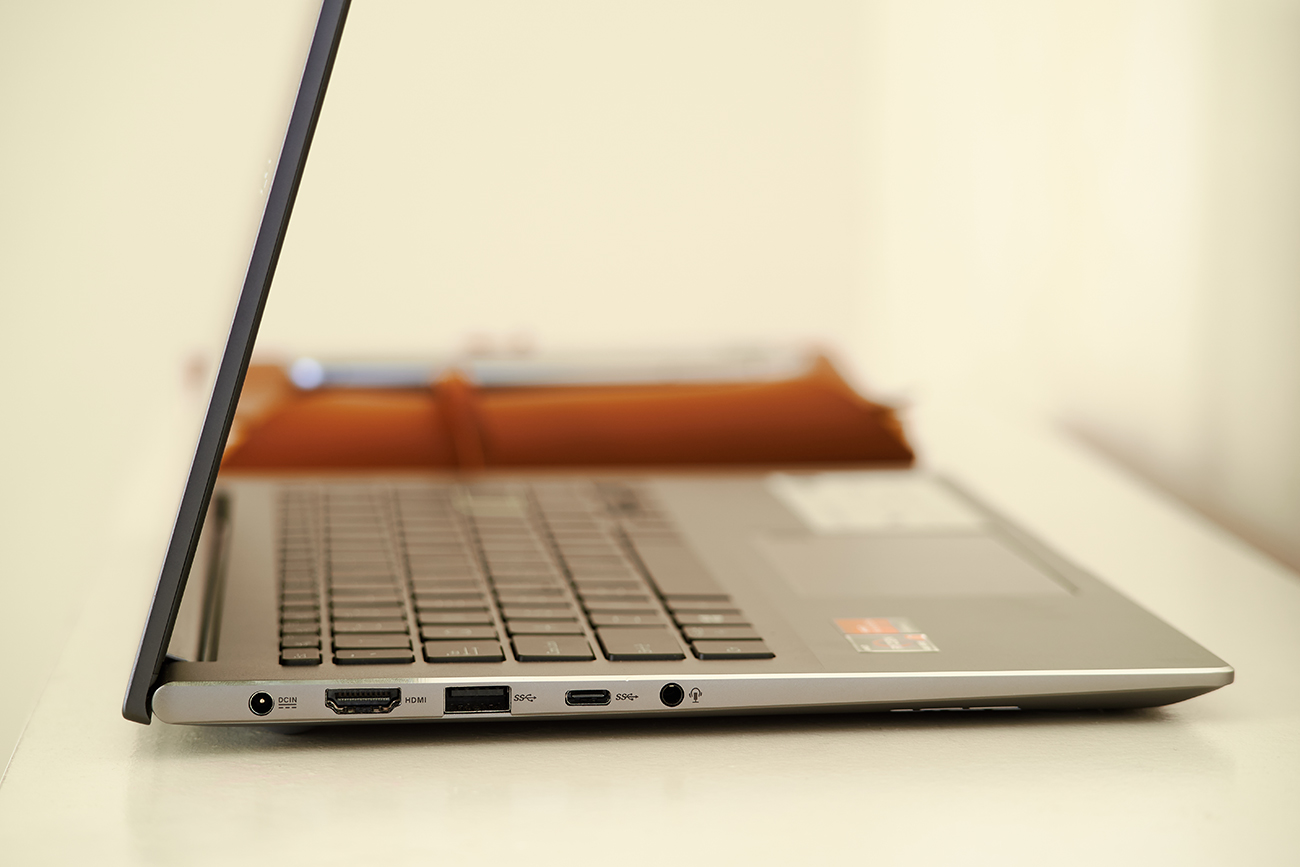 review-asus-vivobook-s14-m433-8