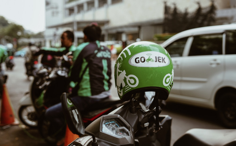 Baik Grab maupun Gojek telah membantah laporan tentang merger. Pengawas, investor, pedagang, dan pengguna semuanya punya pertimbangan