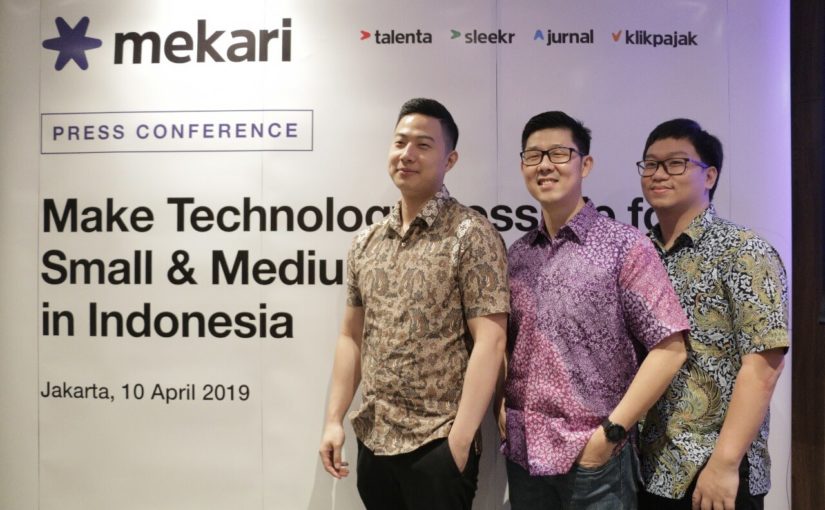 (ki-ka) Anthony Kosasih - COO Mekari, Suwandi Soh - CEO Mekari, Daniel Witono - CPO Mekari Dalam Acara Pengumuman Konsolidasi Mekari 2019 / Mekari