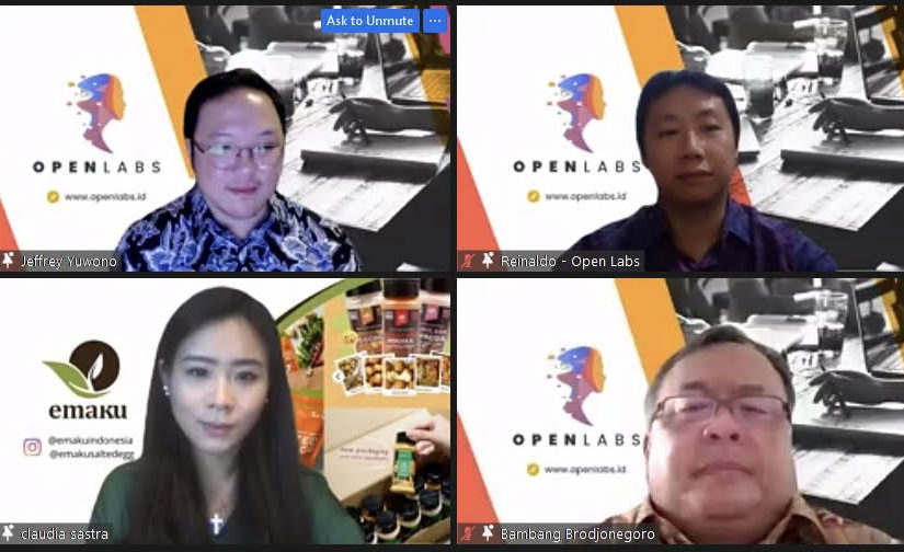 Startup brand aggregator Open Labs didirikan oleh Jeffrey Yuwono yang sebelumnya adalah Co-founder dan CEO Sorabel