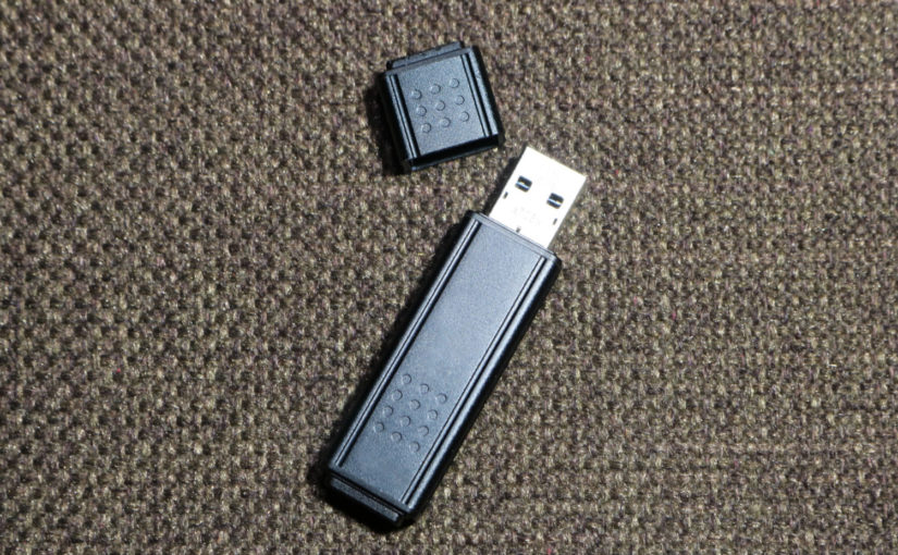 Flash Disk Tidak Terbaca / freepik